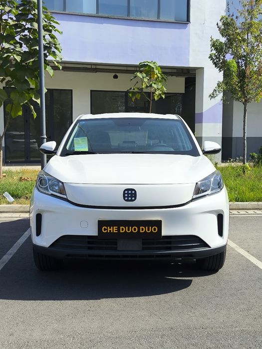 Dongfeng LanDianE3 elektromobil