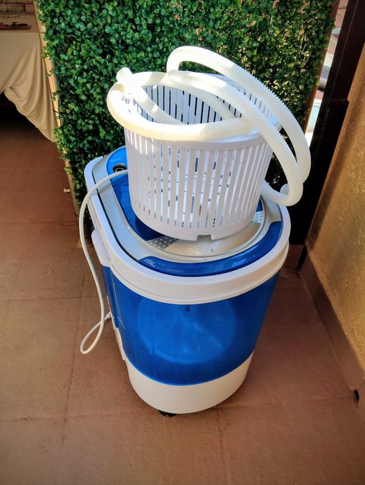 Мини пералня Lamarque с центрофуга