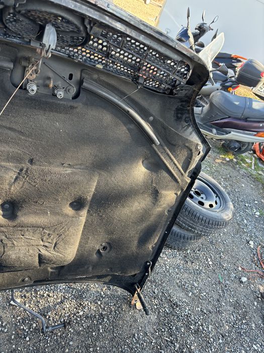 Преден капак за Мерцедес МЛ W163 98- 2006