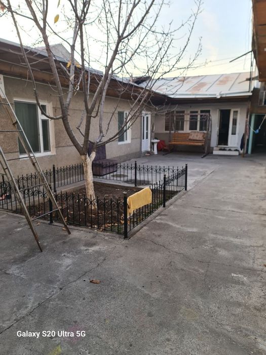 Arzon xovli Arzon uchastka Yakkasaroy 5 sotux 10 xona