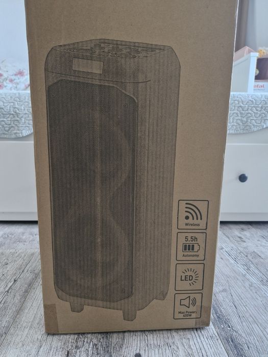 Boxă portabilă wireless cu lumini rgb