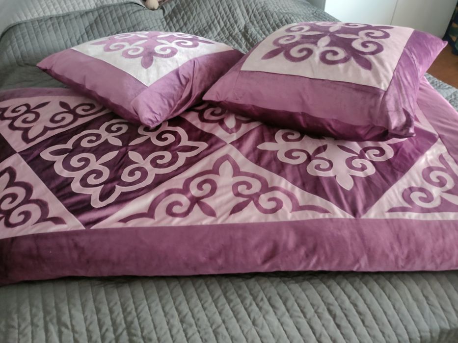 Корпе с подушками