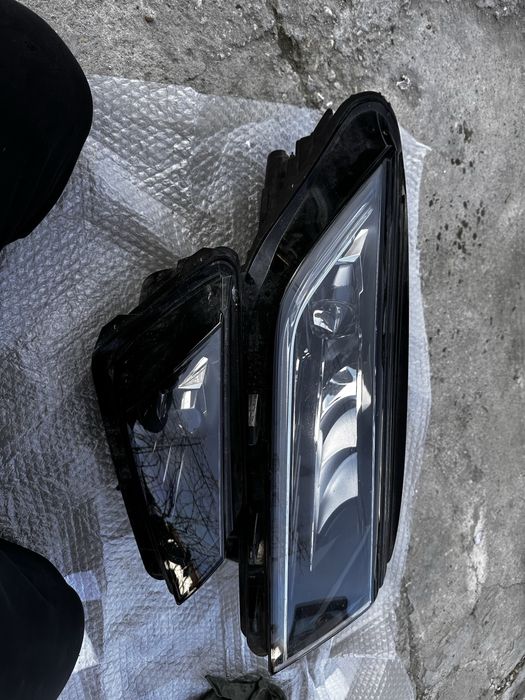 Far dreapta full led skoda kodiaq.