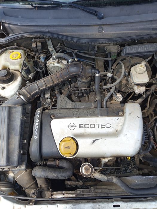 Опел Астра  1.6 бензин