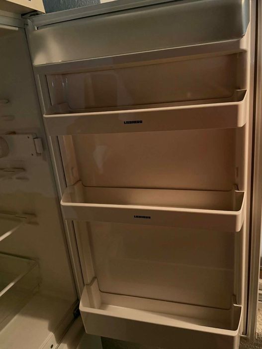 Хладилник Либхер с фризер