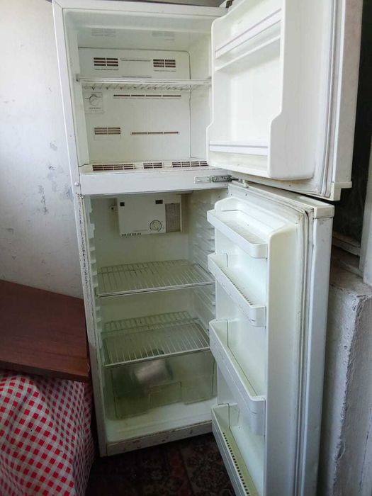 Не рабочий холодильник DAEWOO