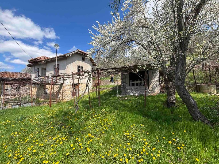 Продава се Къща в с. Смиров дол, Област Перник - 70 кв.м за 429 €/кв.м - Снимка #9