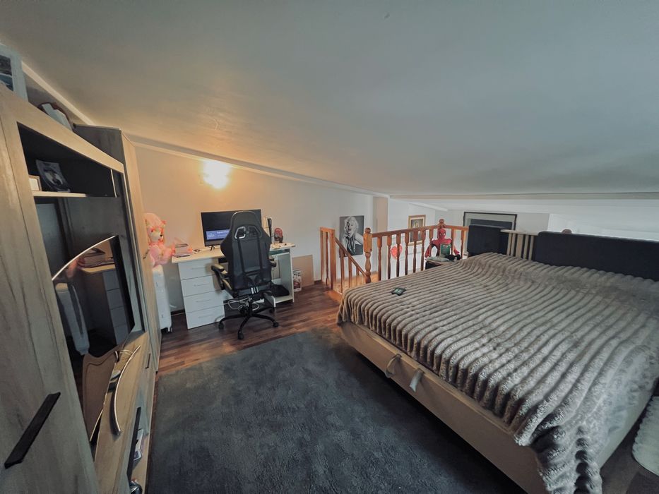 Apartament de vanzare capat cug in valea adanca