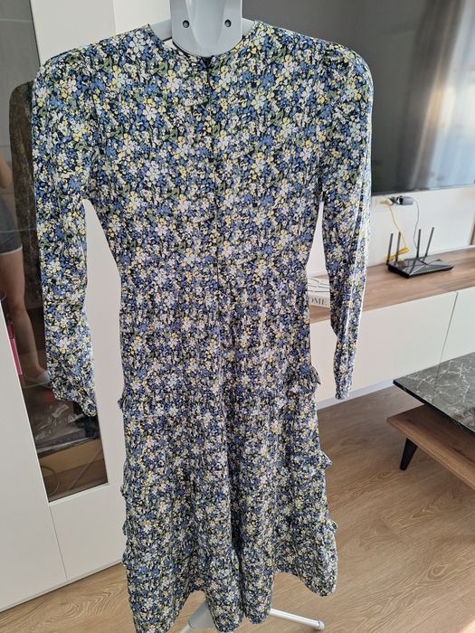 Rochie midi marimea 34