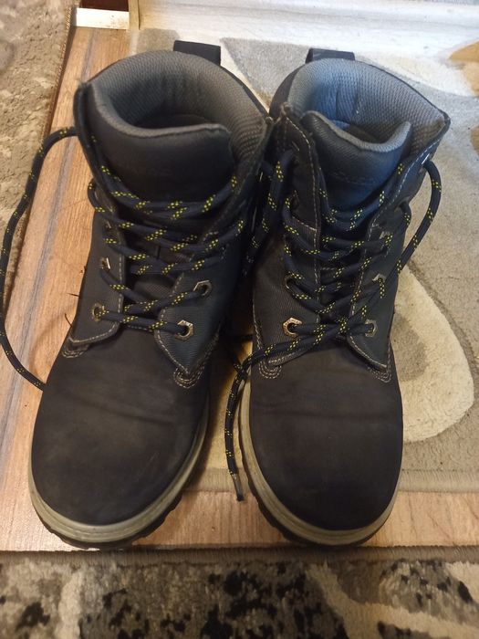 Зимни детски боти