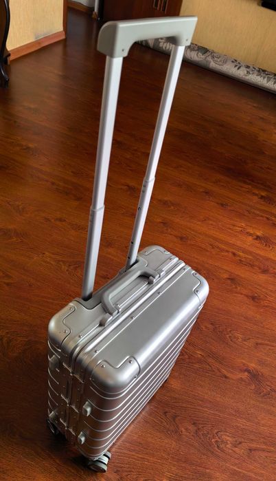 Продаю не большой чемодан