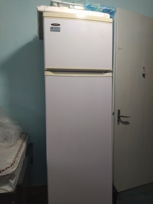 Холодильник белый kingx