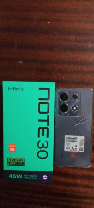 Infinix note 30. 8+8/128.