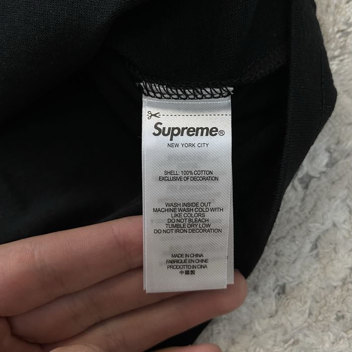 Продам футболку supreme fuck’em