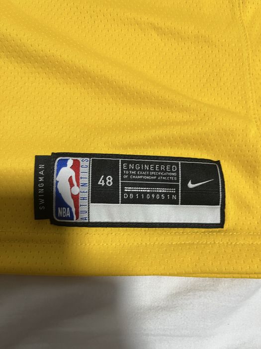 NIKE!! Maieu basket Nike Lakers Lebron James galben