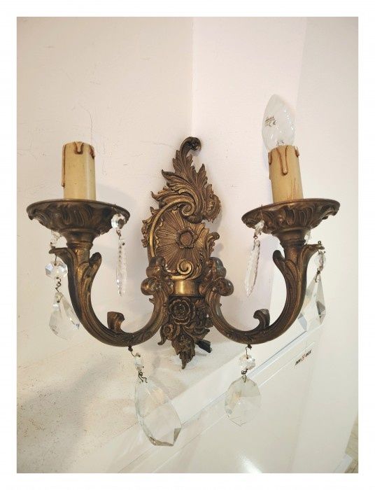 Aplice de dimensiuni mari din bronz masiv și elemente din cristal in s