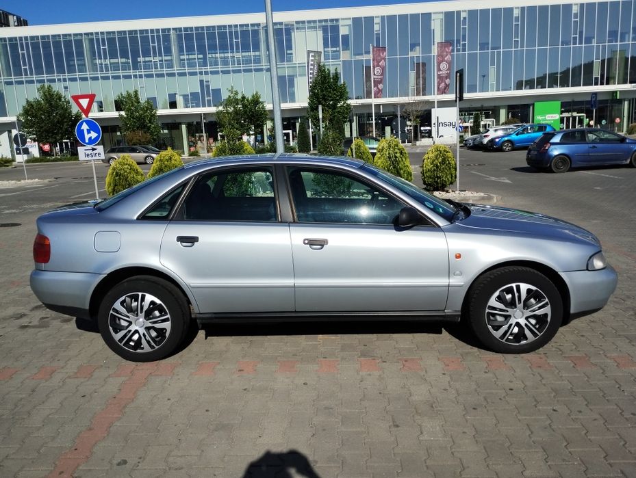 Audi A4 B5 1.6 Benzina