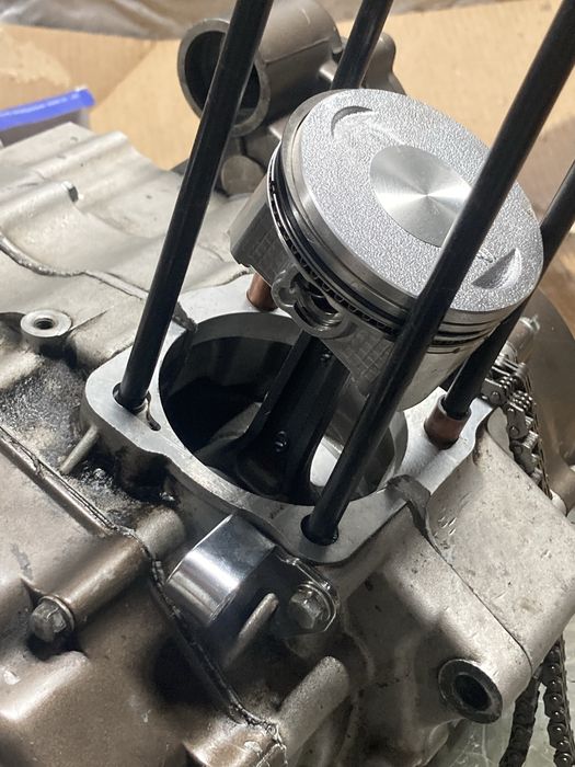 Продам двигатель 166fmm