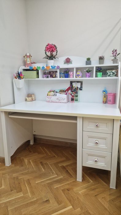 Винтидж Бюро - бяло