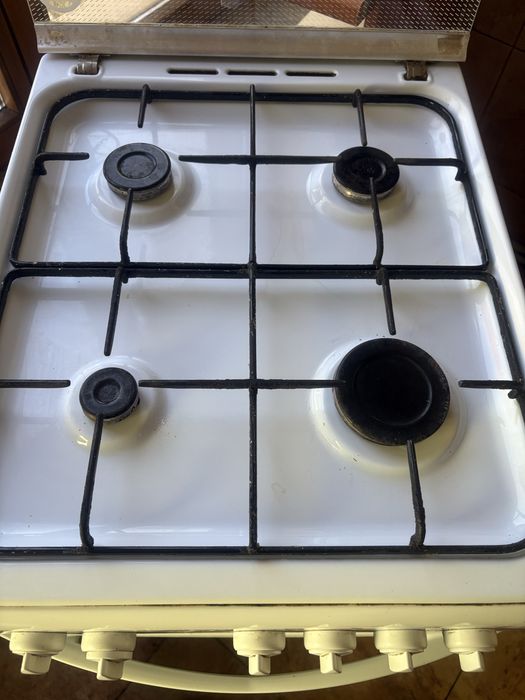 Vand sanitare utilizate, in stare excelenta