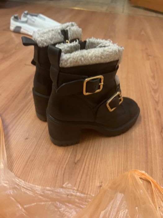 Продам разные ботинки все по 6590