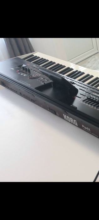 Vând korg pa 5x internațional de 61.adusa azi din Germania ofer husa și set 2026. Nu schimb cu nimic