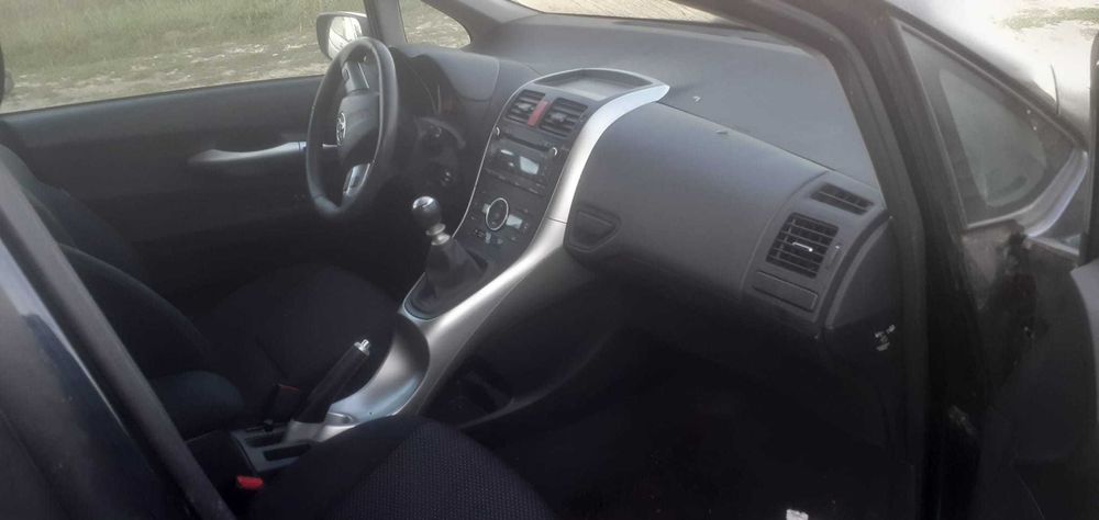 Alternator  Toyota Auris