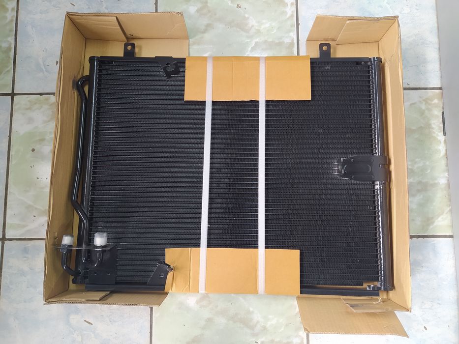 Радиатор кондиционера BMW E34