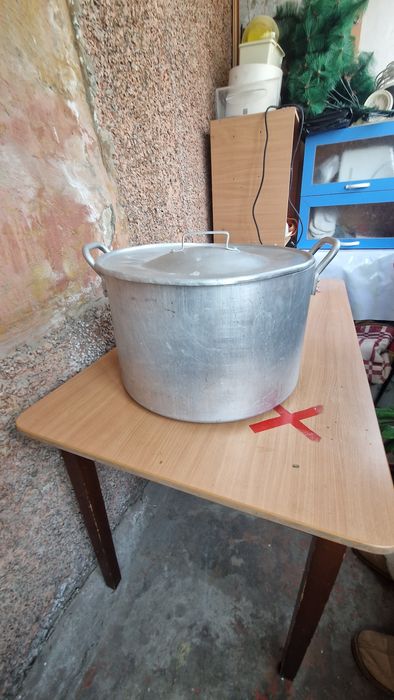 Продам кастрюлю алюминиевую