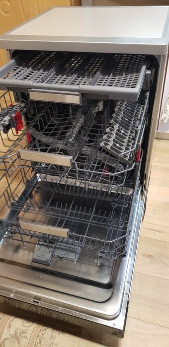 Съдомиялна висок клас WHIRLPOOL