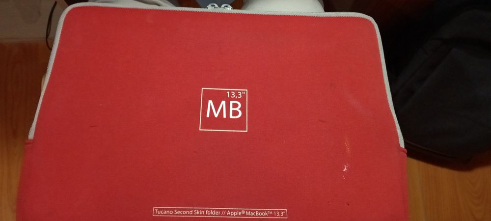 Чехол на мак бук про или макбук