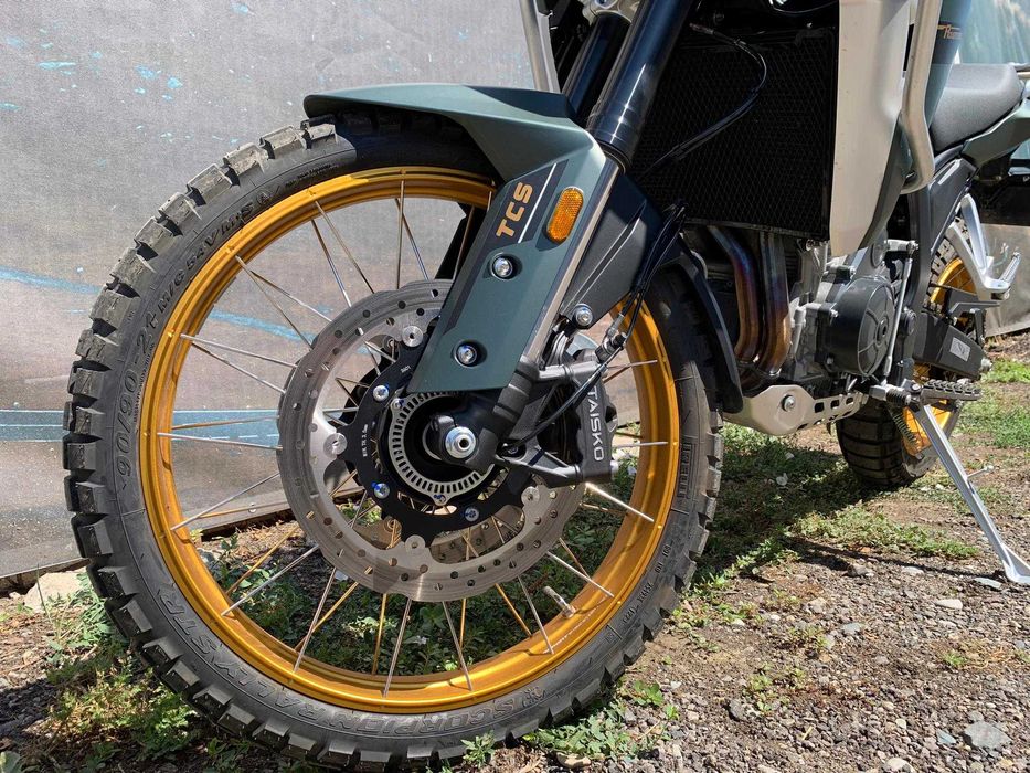 Motocicleta Kove 800 X PRO - adventure, Rate !