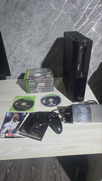 Xbox one 500 gb, коллекционная