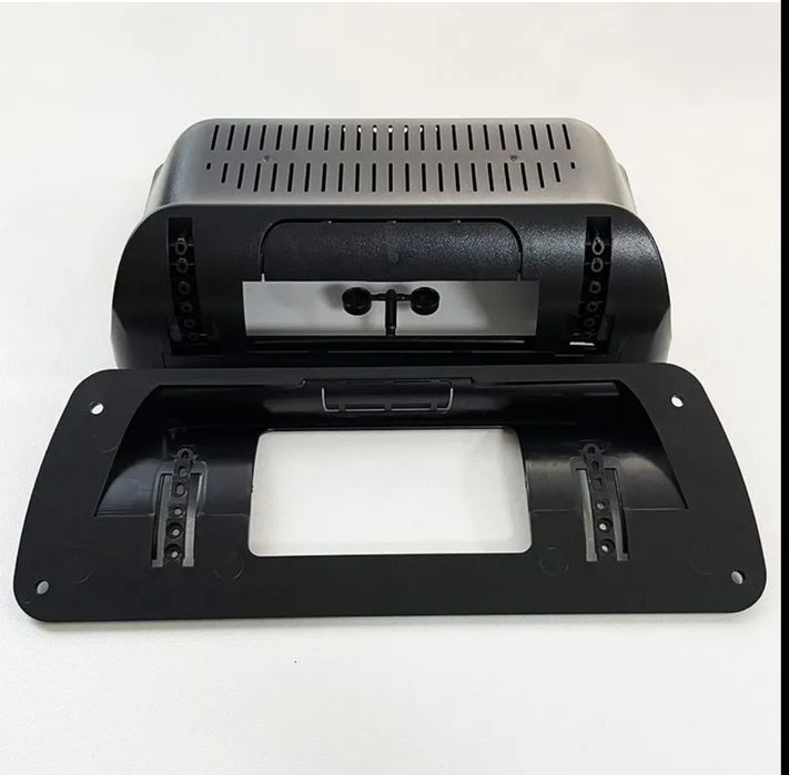 Рамка для автомагнитолы