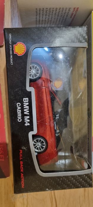 НОВИ колички и ключодържатели SHELL