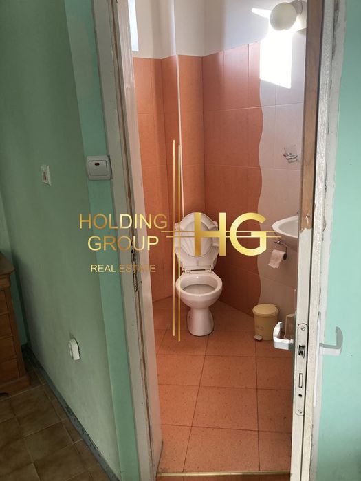 Продава се Двустаен апартамент в Варна, Морска градина - 62 кв.м за 2888 €/кв.м - Снимка #2