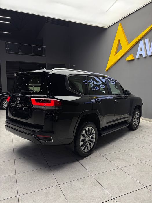 Продается Toyota LC300 3.5 Turbo