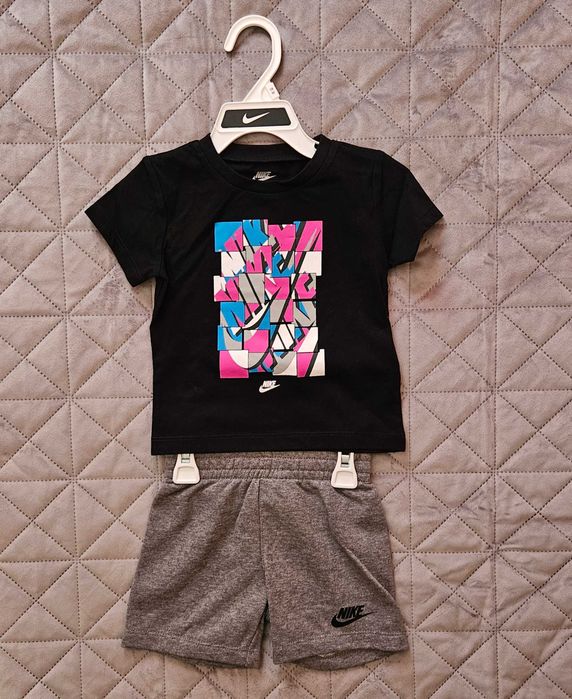 Нов комплект Nike за момчe