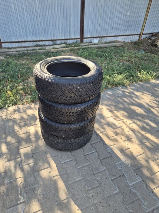 Продам комплек шины 205/60/16