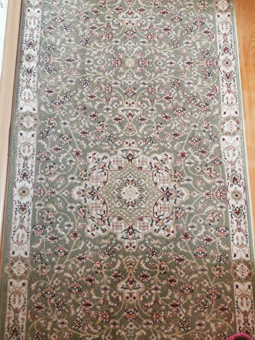 Продаётся ковровая дорожка 0.78х6.90