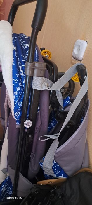 Продам санки коляску