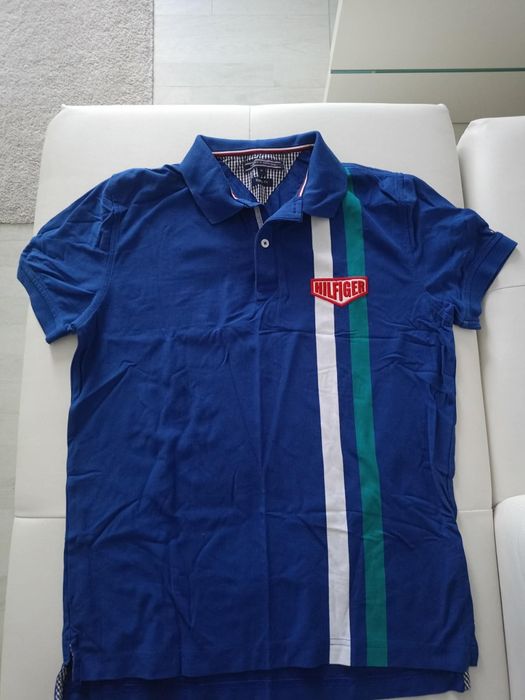 Vând tricou sport Tommy Hilfiger,produs de calitate superioara mărimea M.