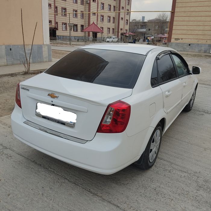 2022 - yil  21000 km  Xalol xolati idyal  tuning qilingan