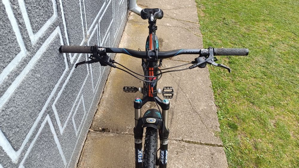 Bicicleta MTB KTM full