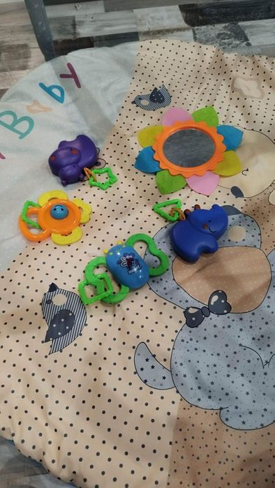 Активна гимнастика за бебе