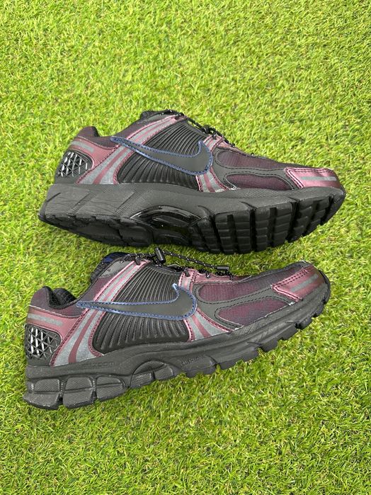 Маратонки Nike ZOOM VOMERO 5