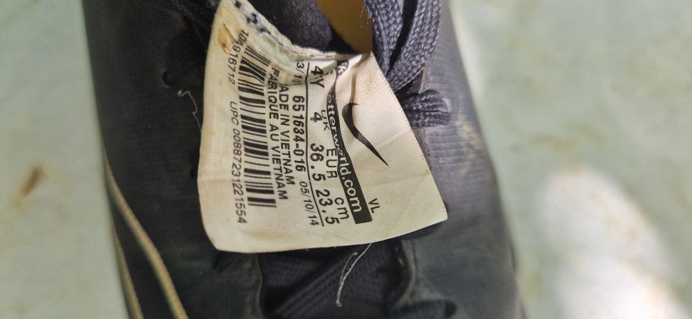 Бутонки Найк mercurial