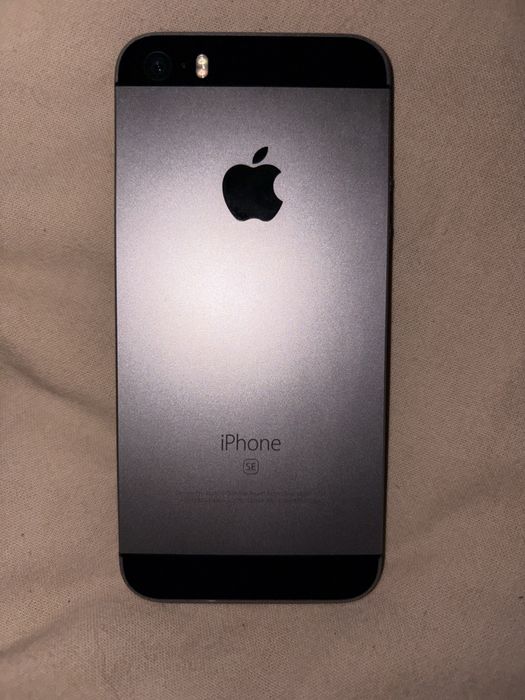 Iphone Se 2016 като нов