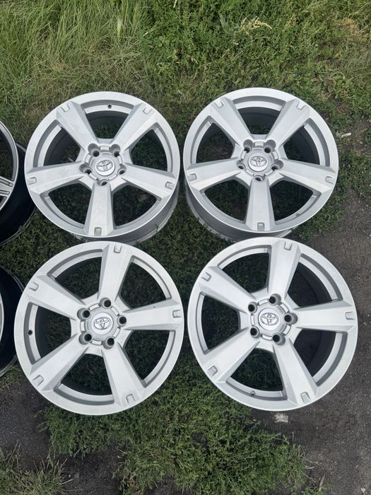 Диски на 17 5/114,3