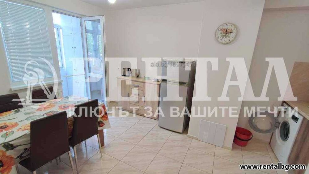 Тристаен, тухлен до Новотела с гараж